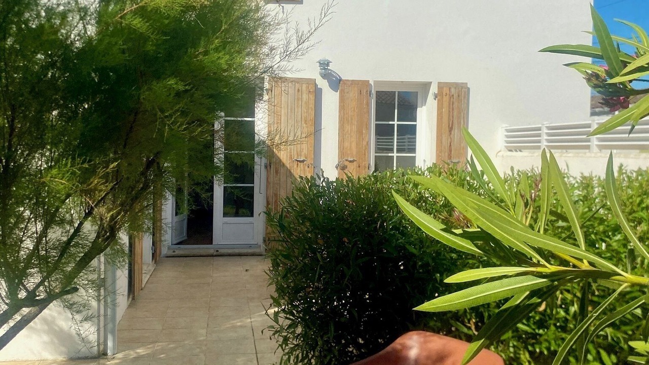 Photo of Patio Balcony in L'Echardiere