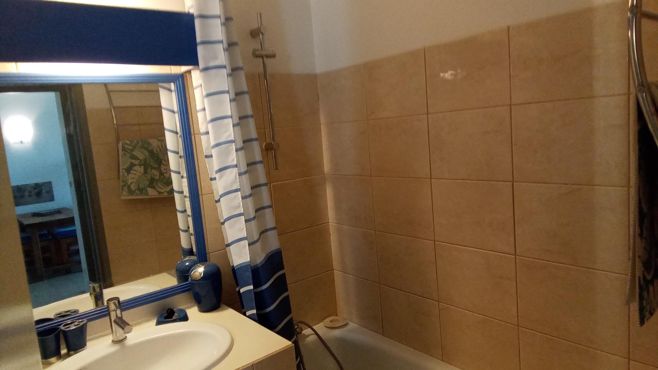 Photo of Bathroom in Hourtin Port