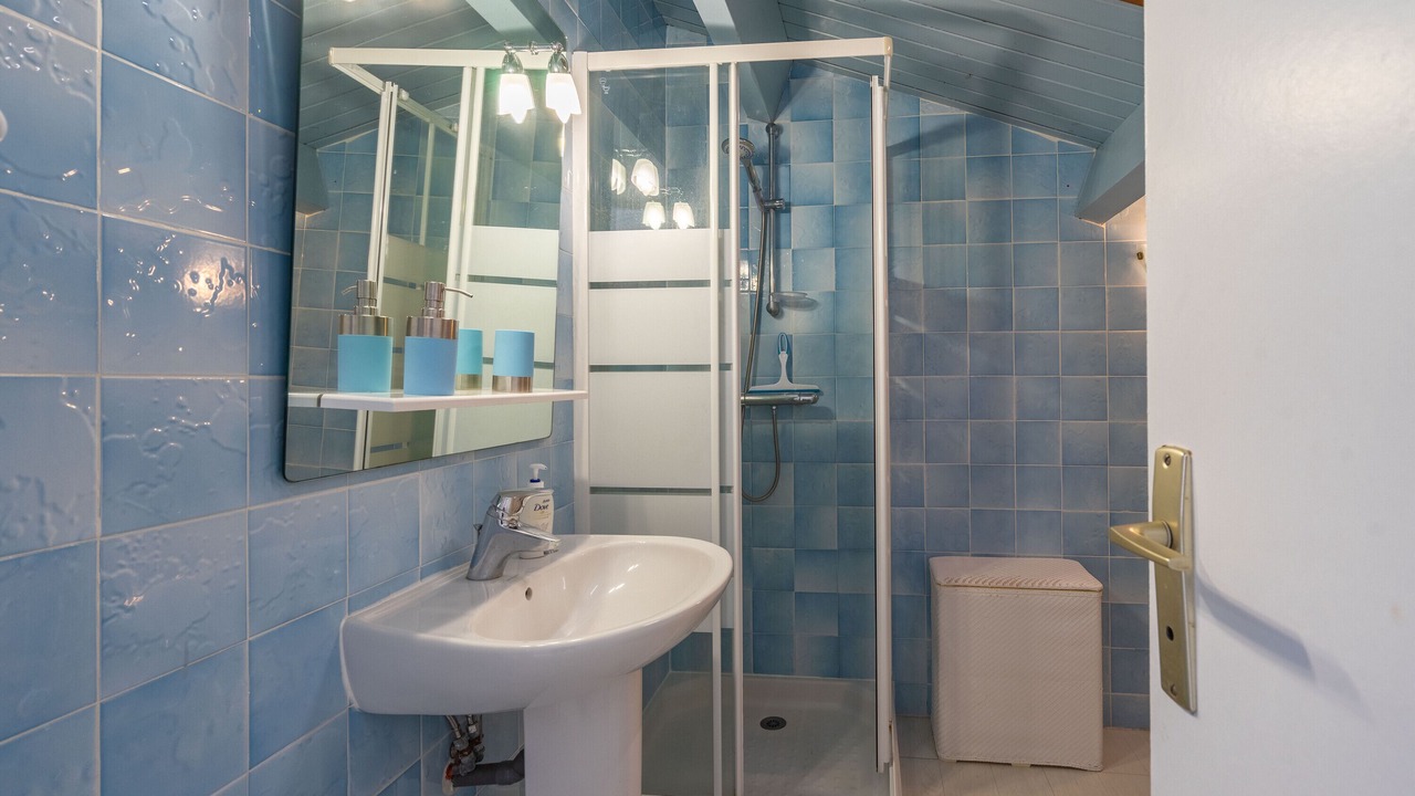 Photo of Bathroom in Saint-Just-Luzac