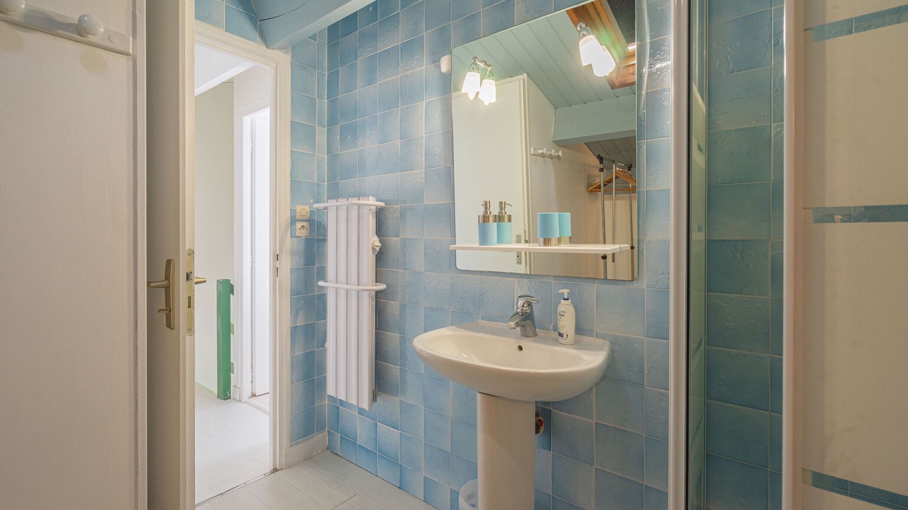 Photo of Bathroom in Saint-Just-Luzac