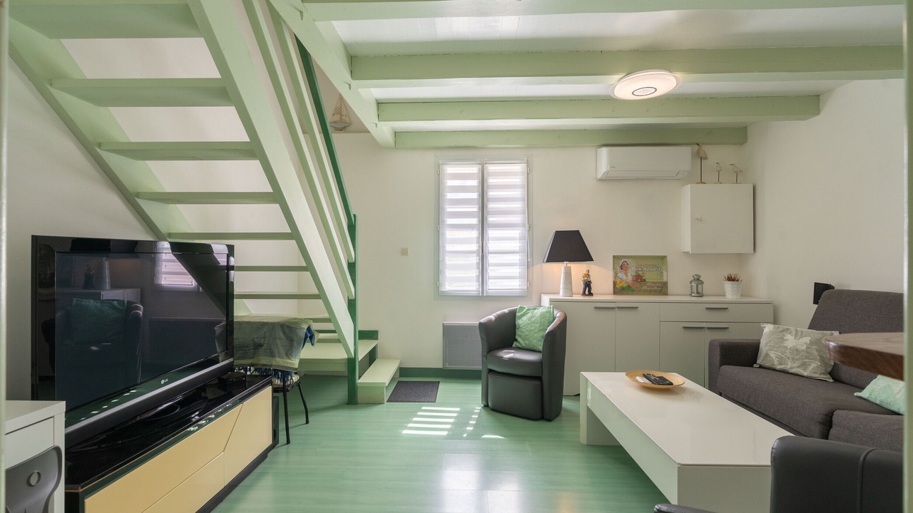 Photo of Livingroom in Saint-Just-Luzac