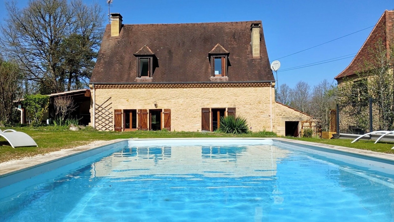 Photo of Outdoor in Saint-Andre-dAllas