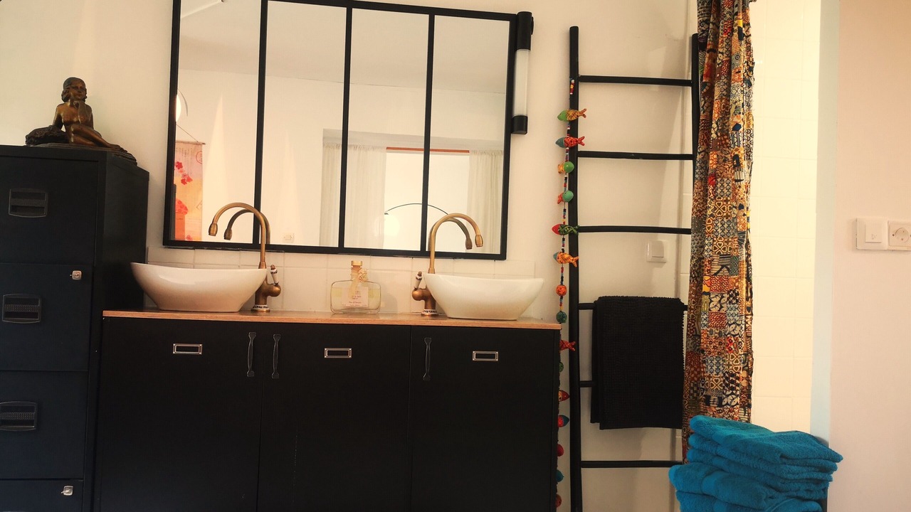 Photo of Bathroom in Lalinde