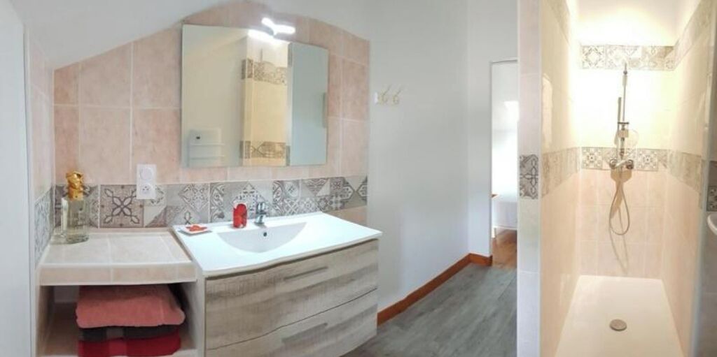 Photo of Bathroom in Prigonrieux