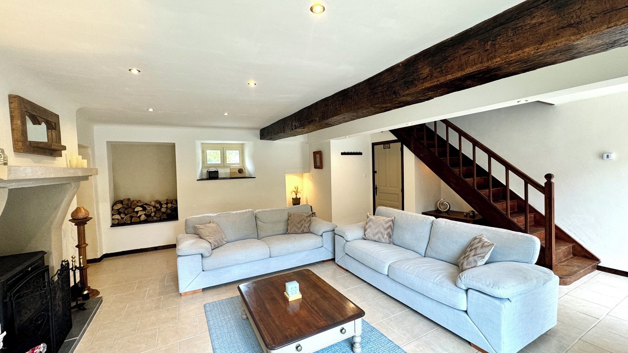 Photo of Livingroom in Fromental
