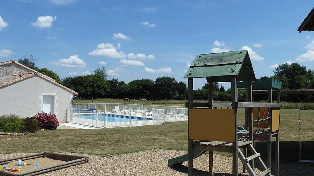 Photo of Outdoor in Saint-Vincent-la-Chatre