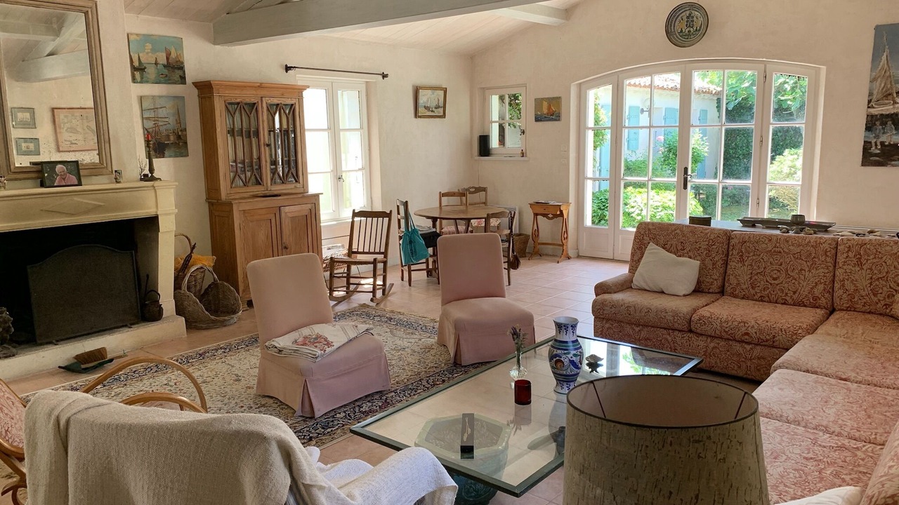 Photo of Livingroom in Les Portes-en-Re