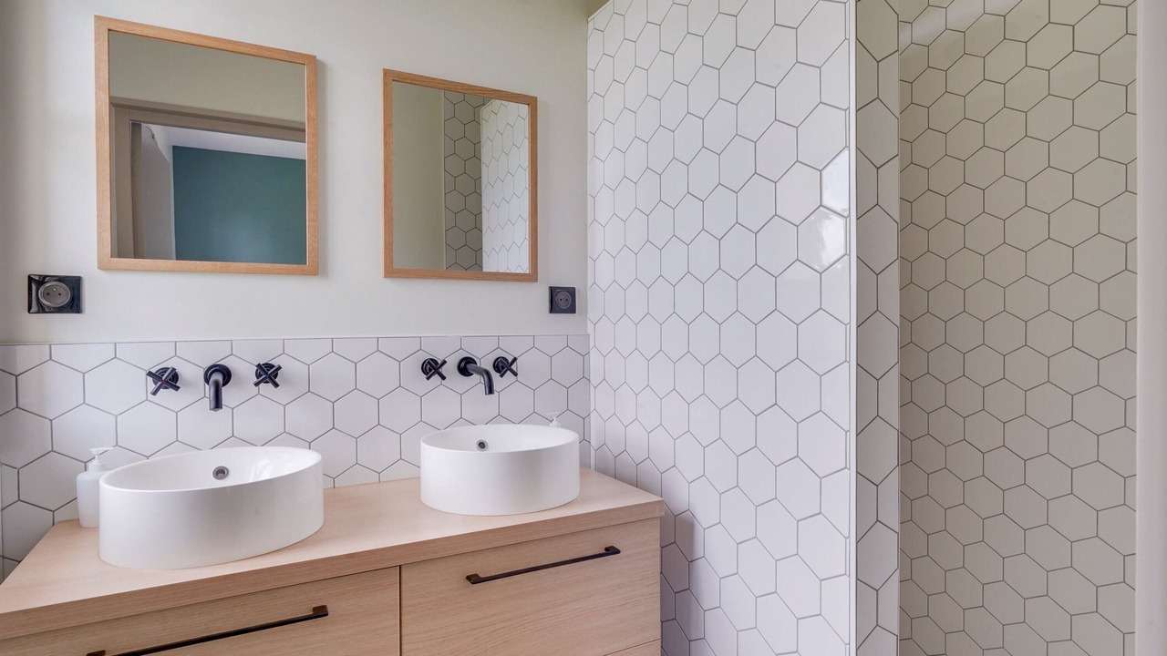 Photo of Bathroom in Robins Bay
