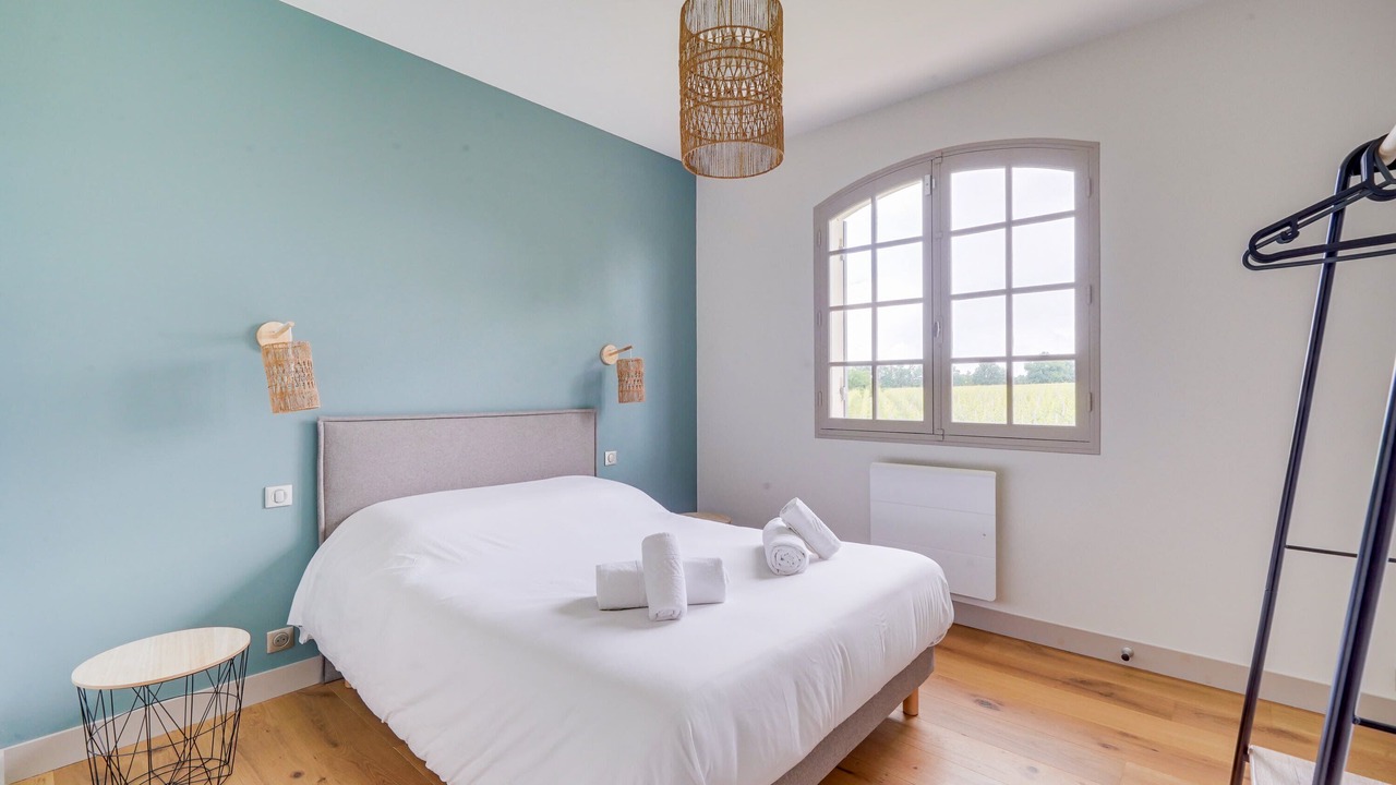 Photo of Bedroom in Robins Bay