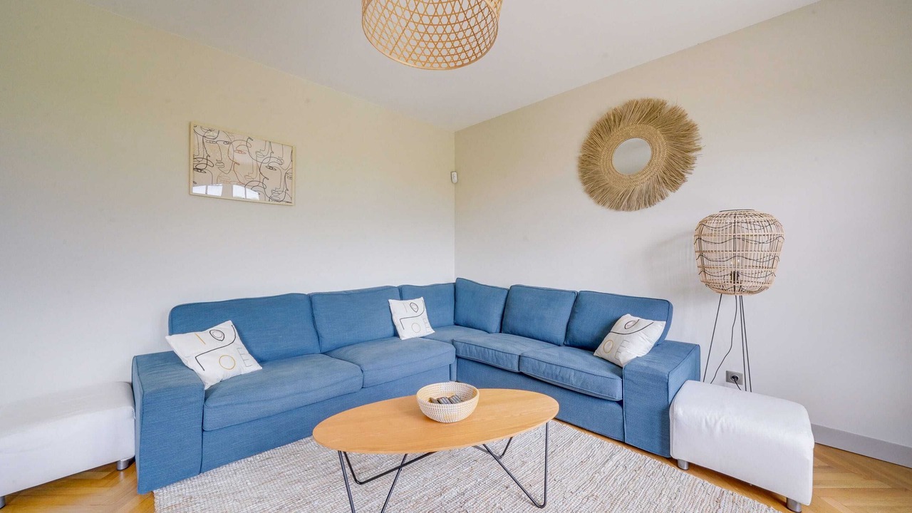 Photo of Livingroom in Robins Bay