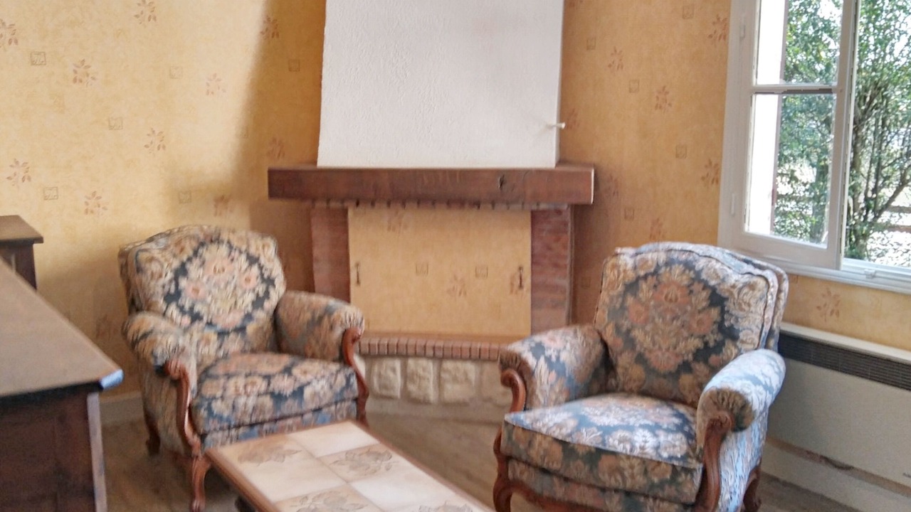Photo of Livingroom in Lathus-Saint-Remy
