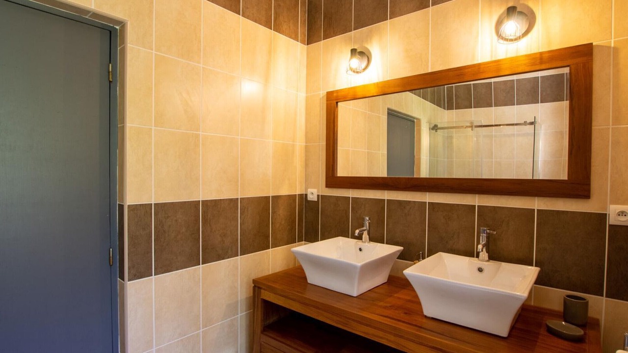 Photo of Bathroom in Saint-Chamassy