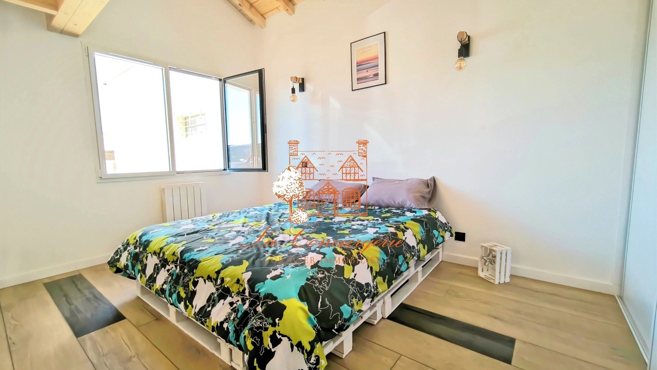 Photo of Bedroom in Saint-Girons Plage