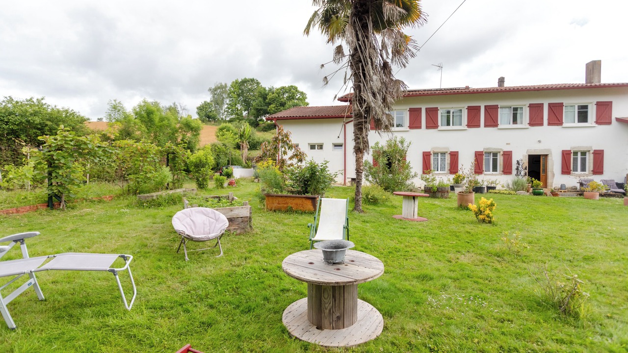 Photo of Outdoor in Guiche