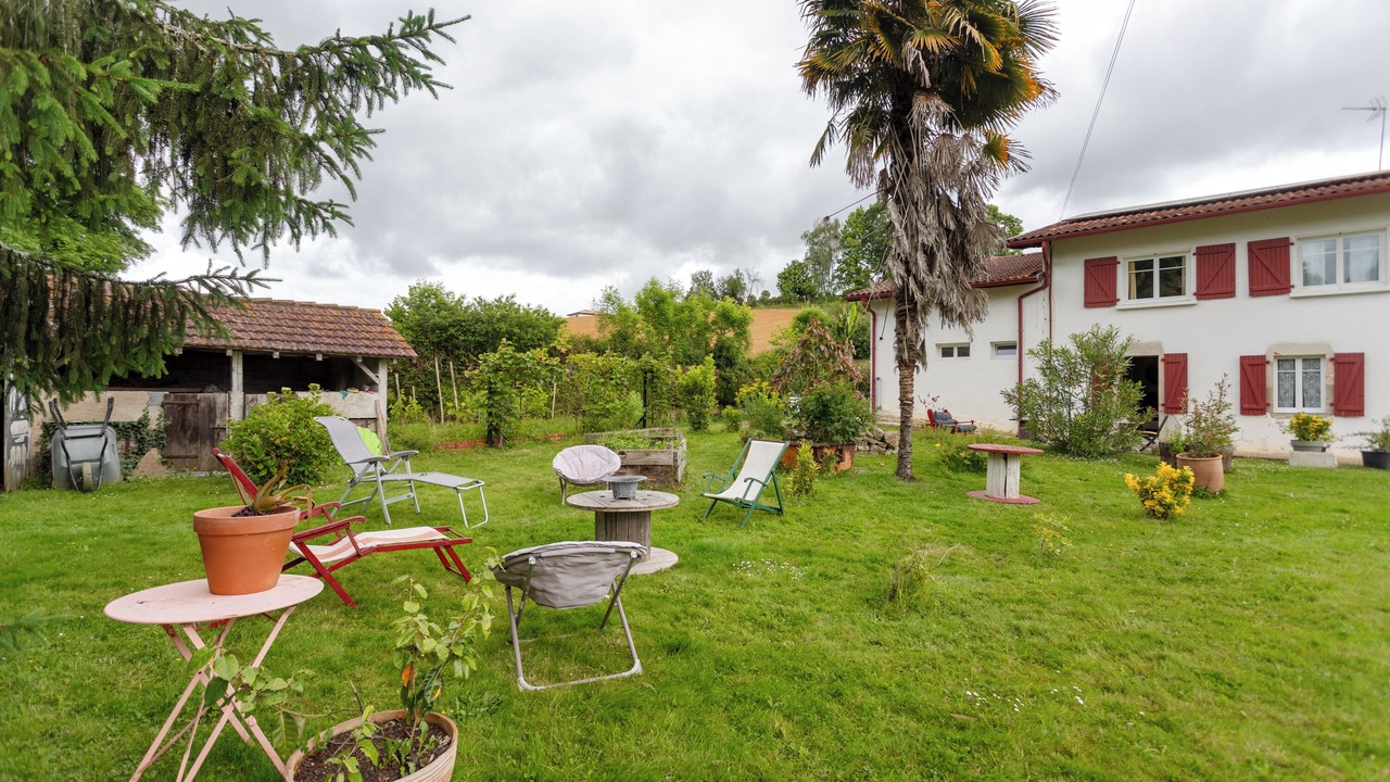 Photo of Outdoor in Guiche