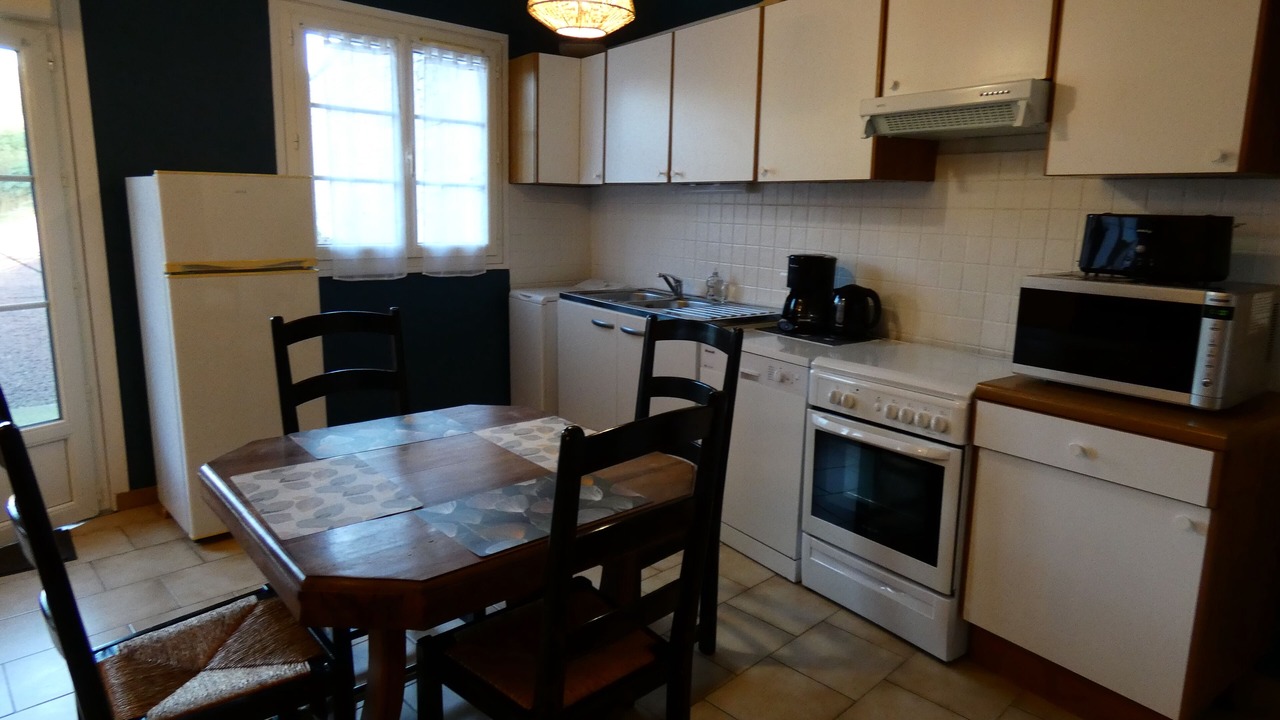Photo of Kitchen in Saint-Leger-de-Montbrillais