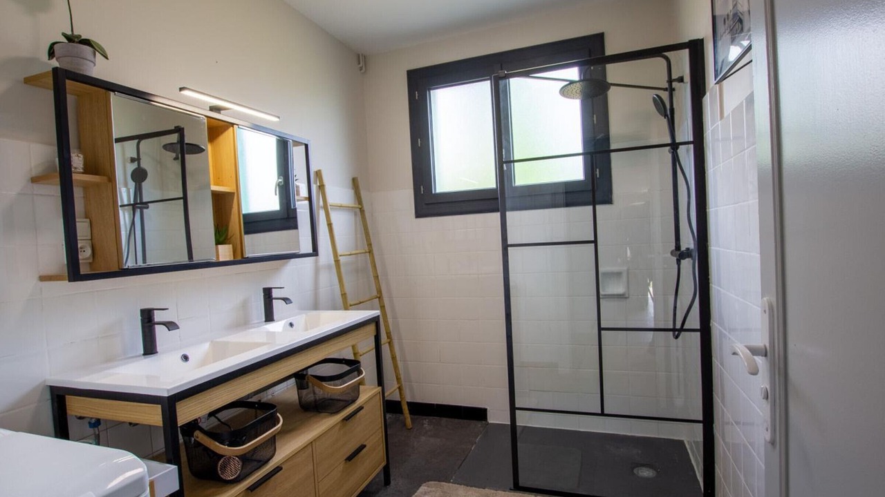 Photo of Bathroom in Sourzac