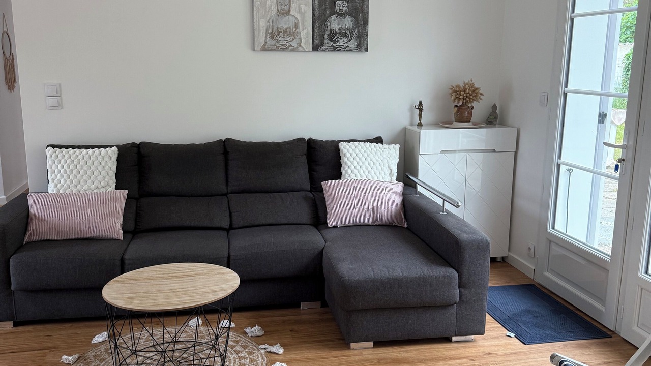 Photo of Livingroom in La Bree-les-Bains