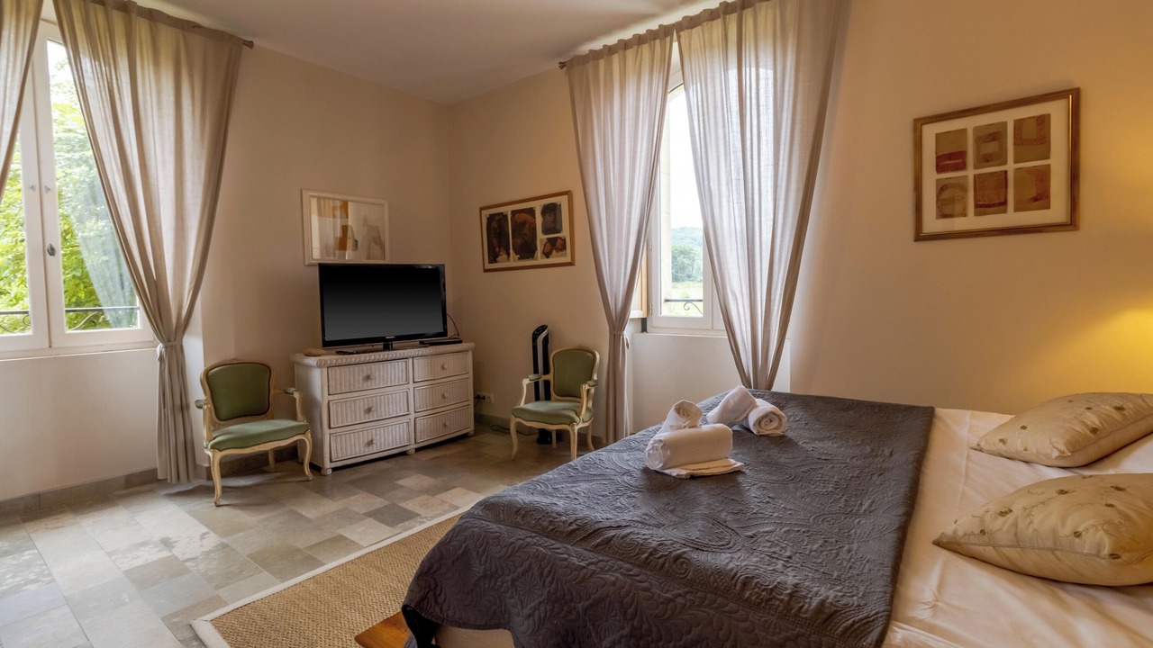 Photo of Bedroom in Domme