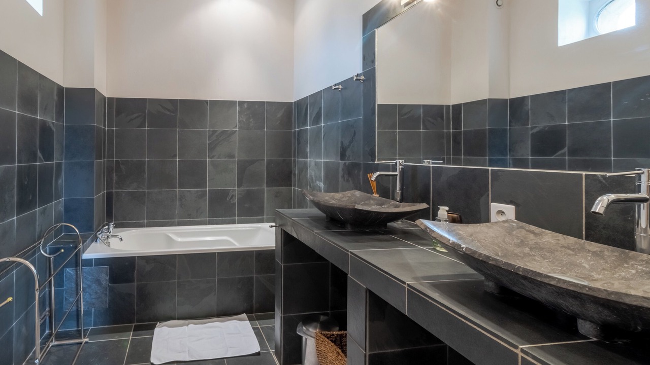 Photo of Bathroom in Domme