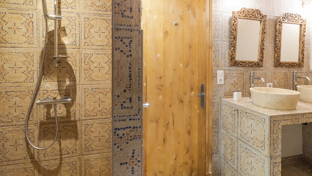 Photo of Bathroom in Domme