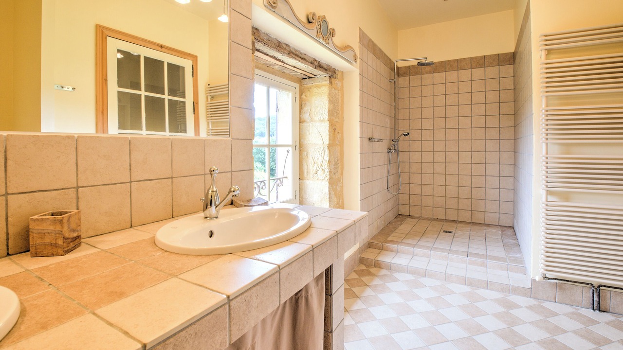 Photo of Bathroom in Domme