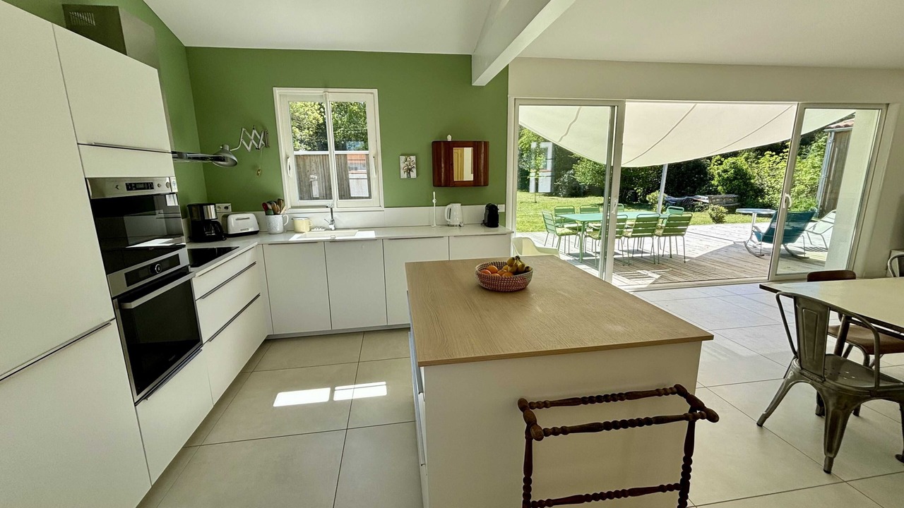 Photo of Kitchen in Domino