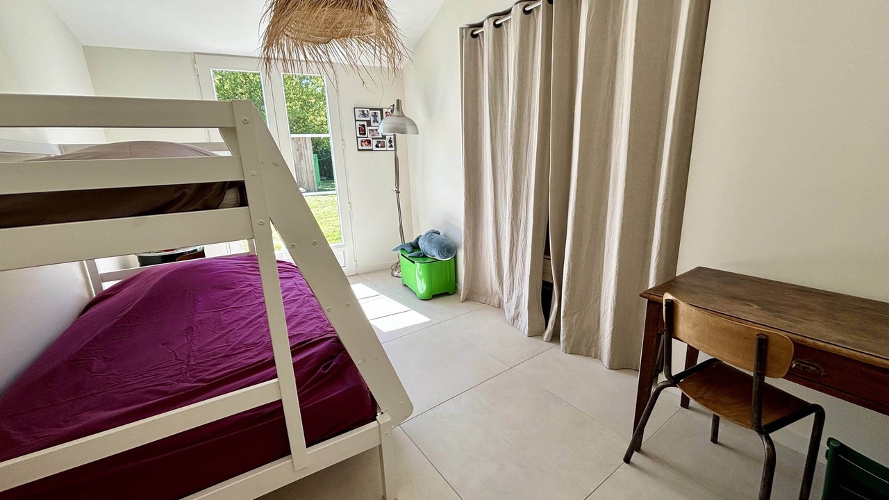 Photo of Bedroom in Domino