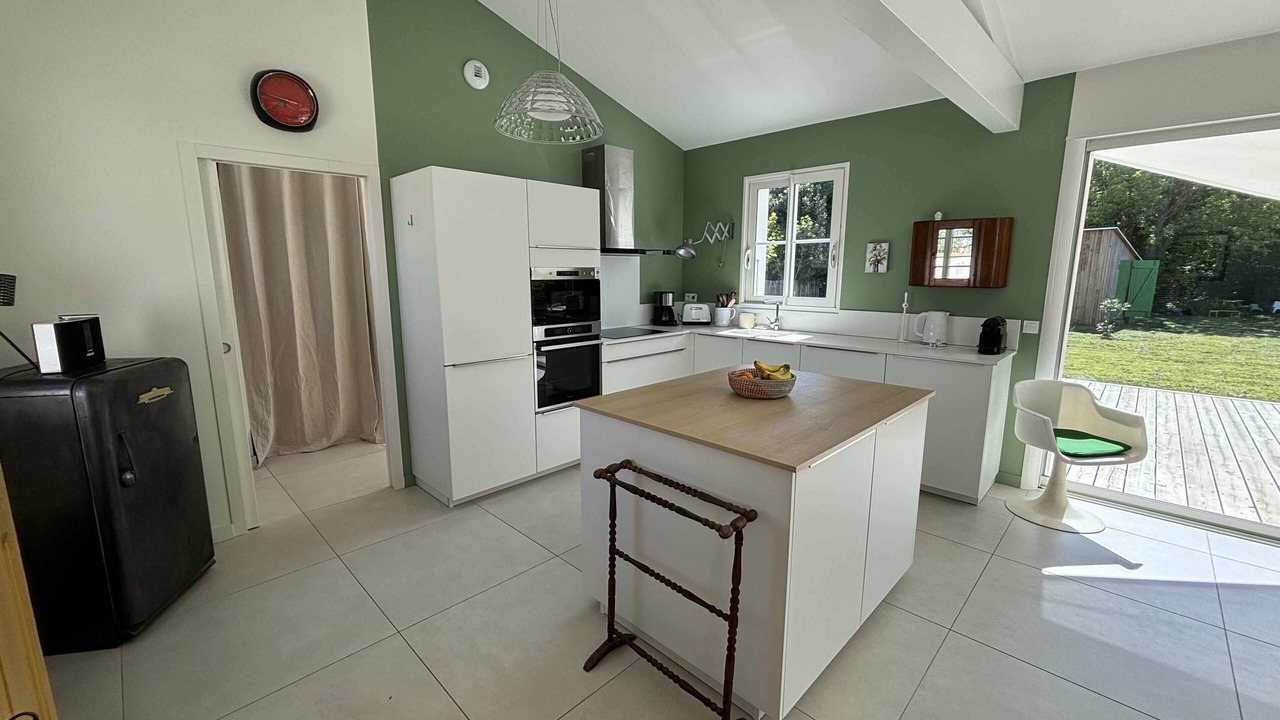 Photo of Kitchen in Domino