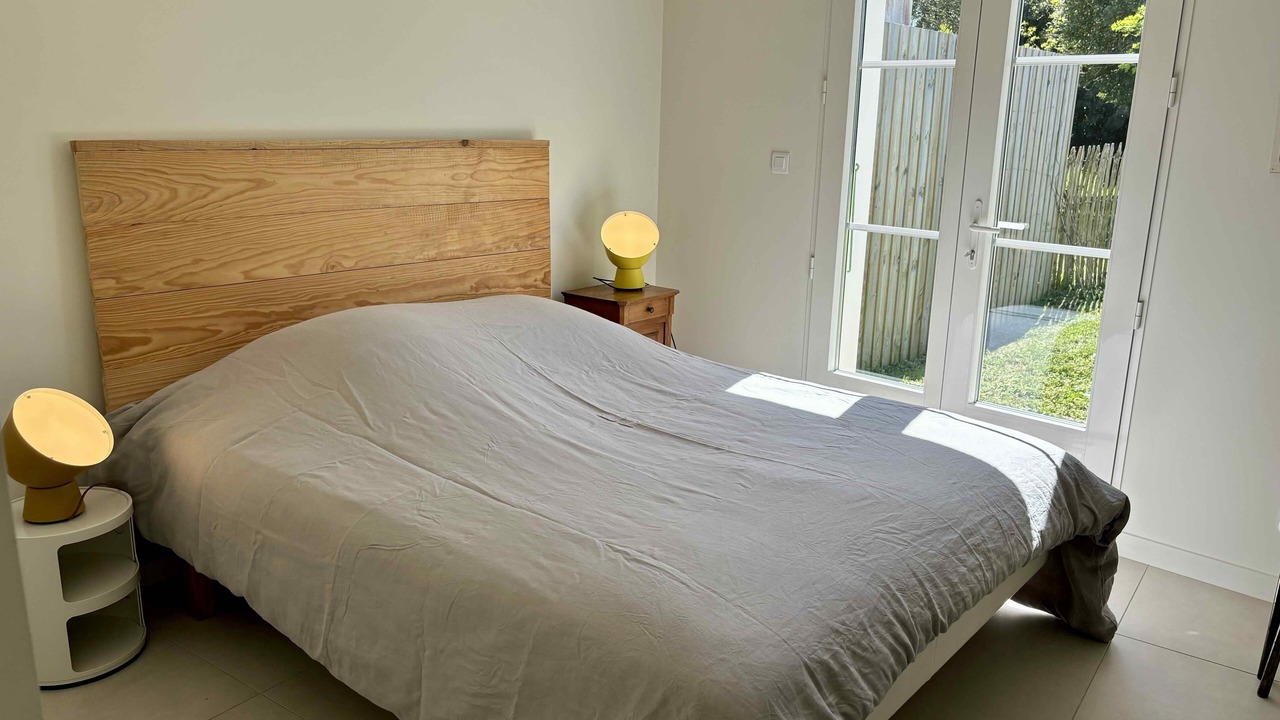 Photo of Bedroom in Domino