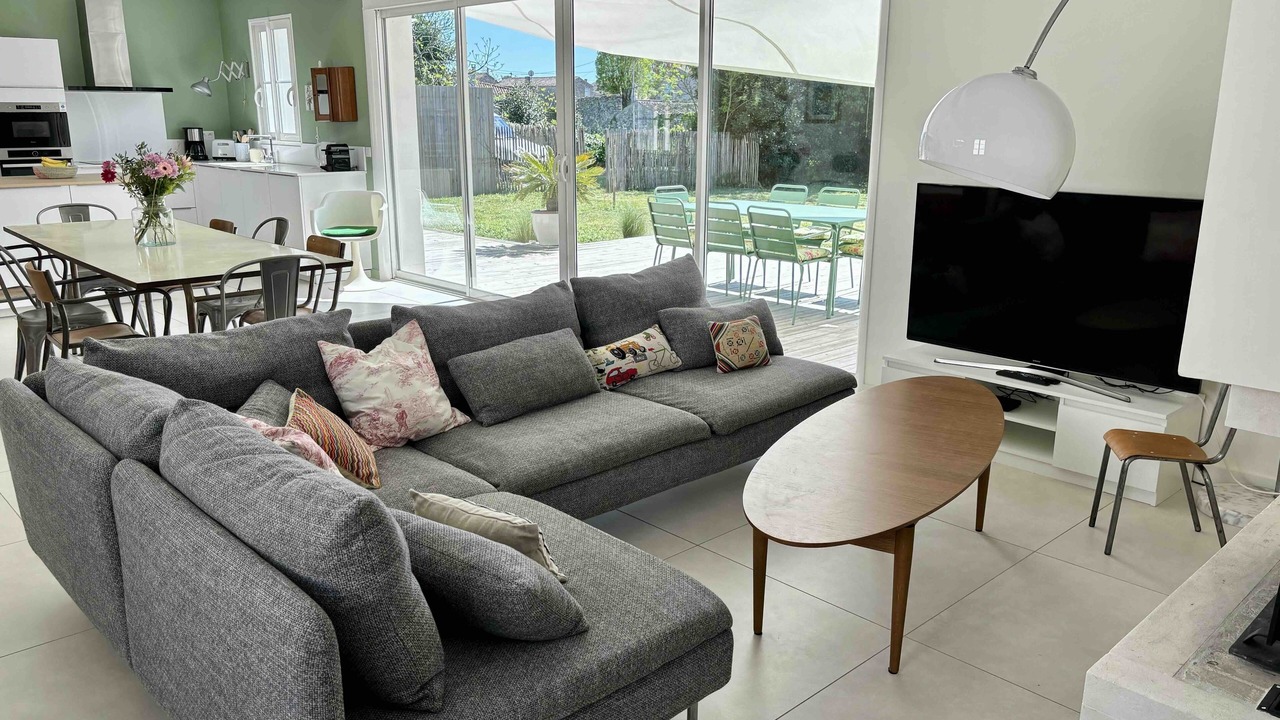 Photo of Livingroom in Domino