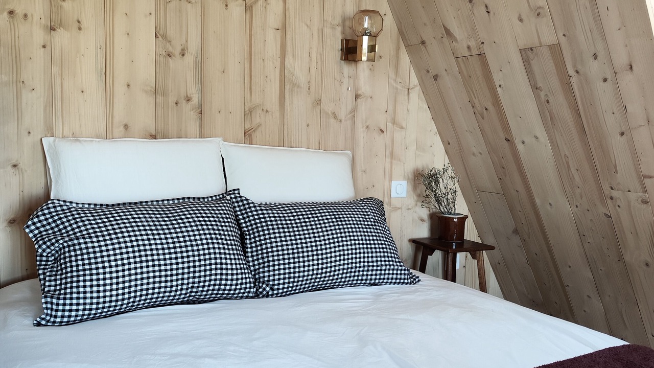 Photo of Bedroom in Saint-Leon-sur-Vezere