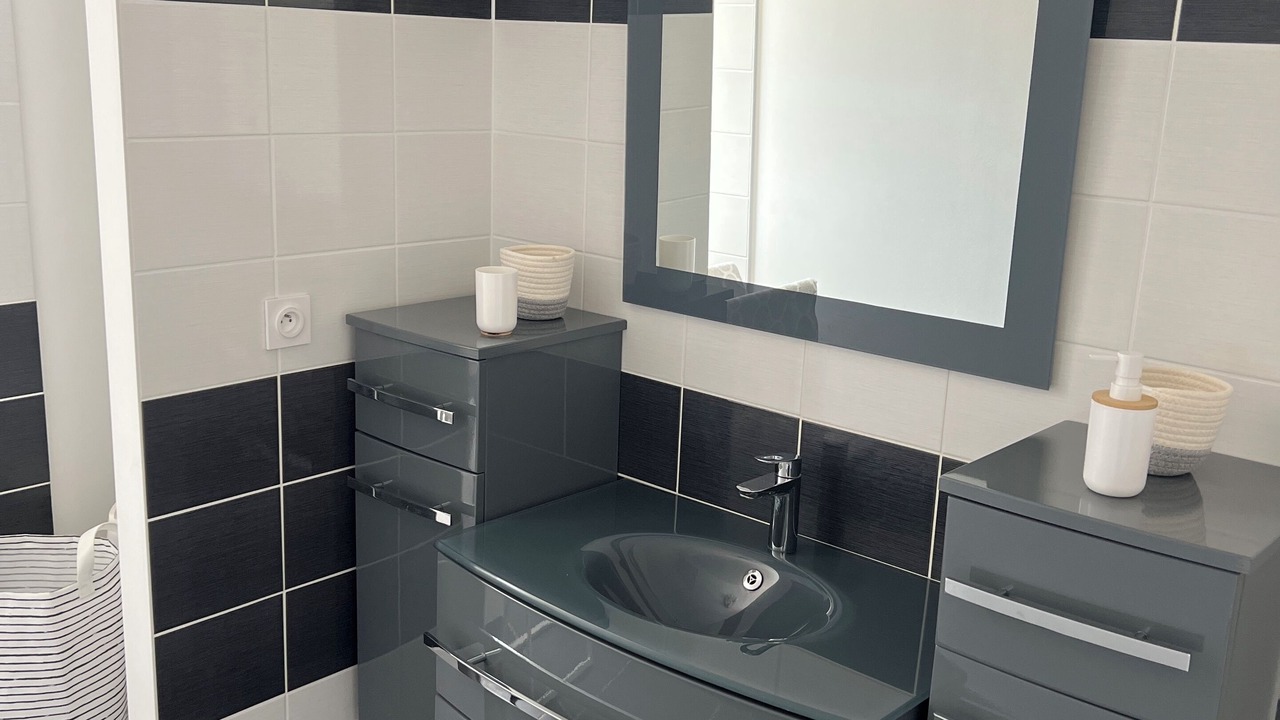 Photo of Bathroom in Saint-Denis-d'Oleron