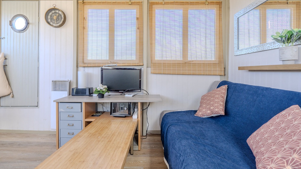 Photo of Livingroom in Bassins a Flot