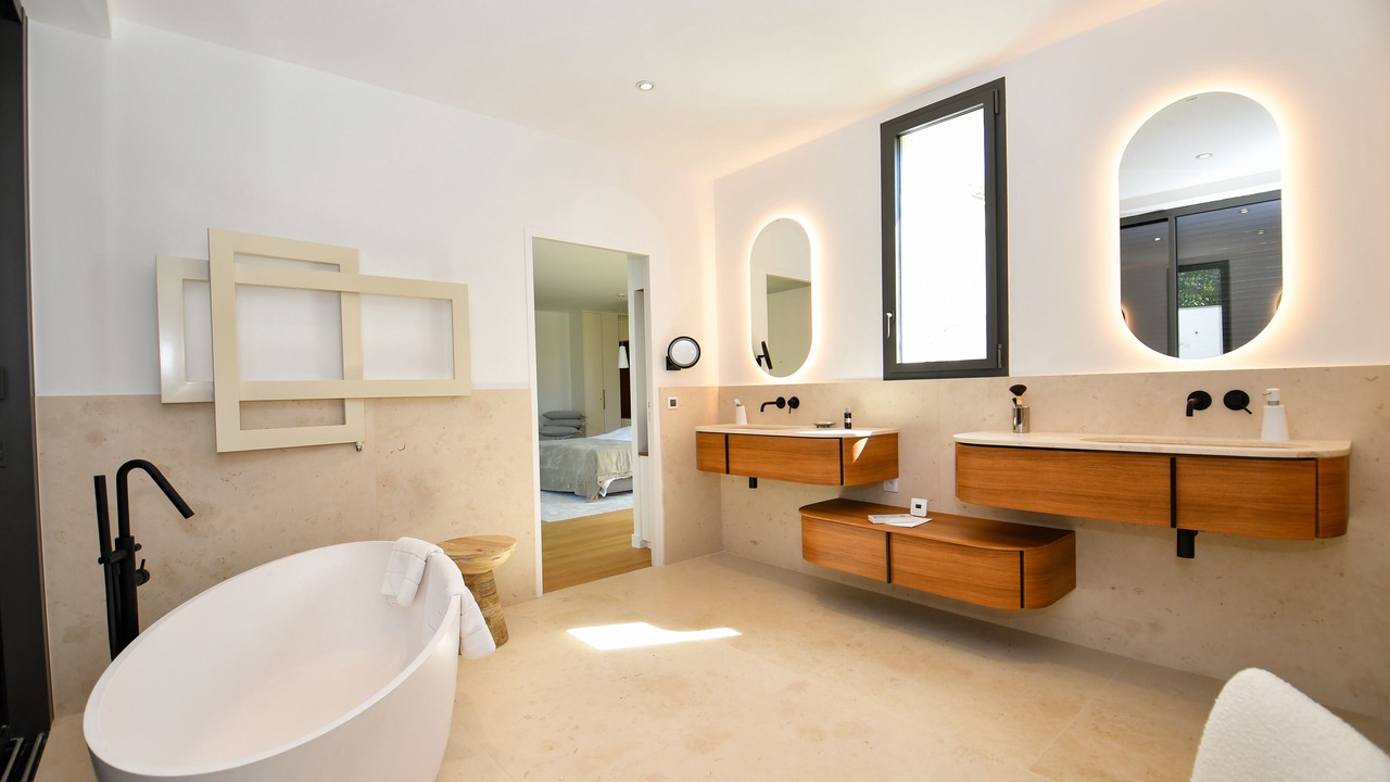Photo of Bathroom in Royan