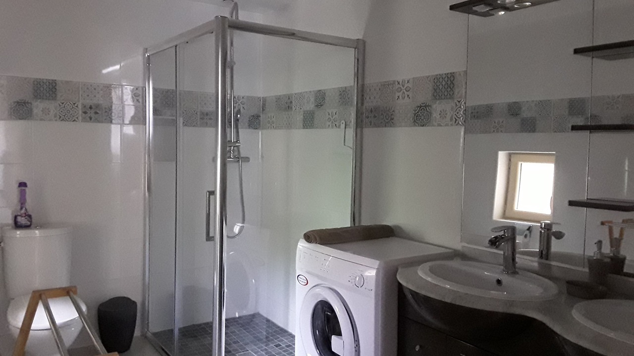 Photo of Bathroom in Sorges-et-Ligueux-en-Perigord