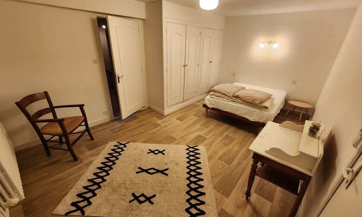 Photo of Bedroom in Salles-en-Toulon