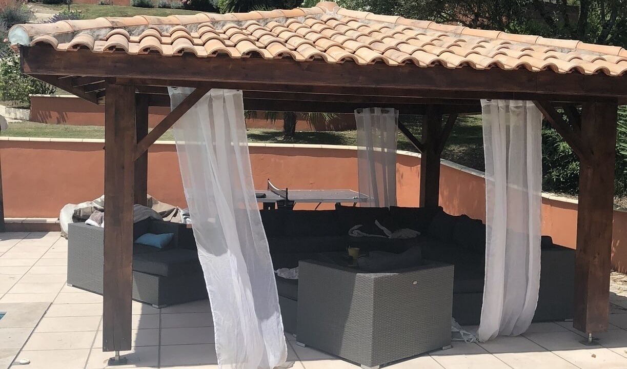 Photo of Patio Balcony in Sainte-Croix-Du-Mont