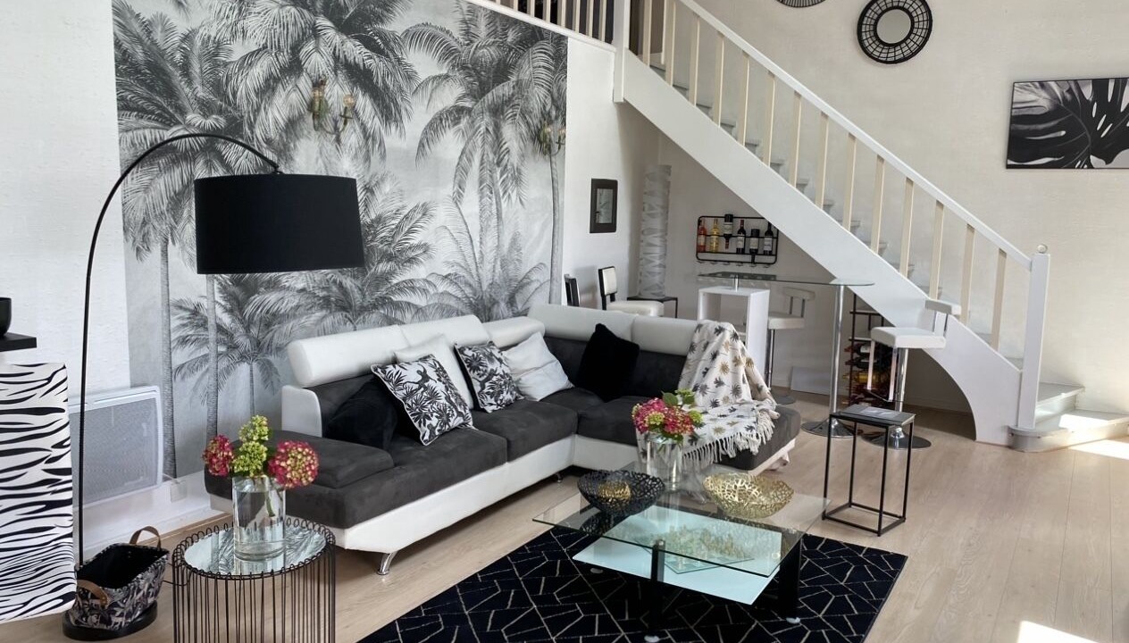 Photo of Livingroom in Sainte-Croix-Du-Mont