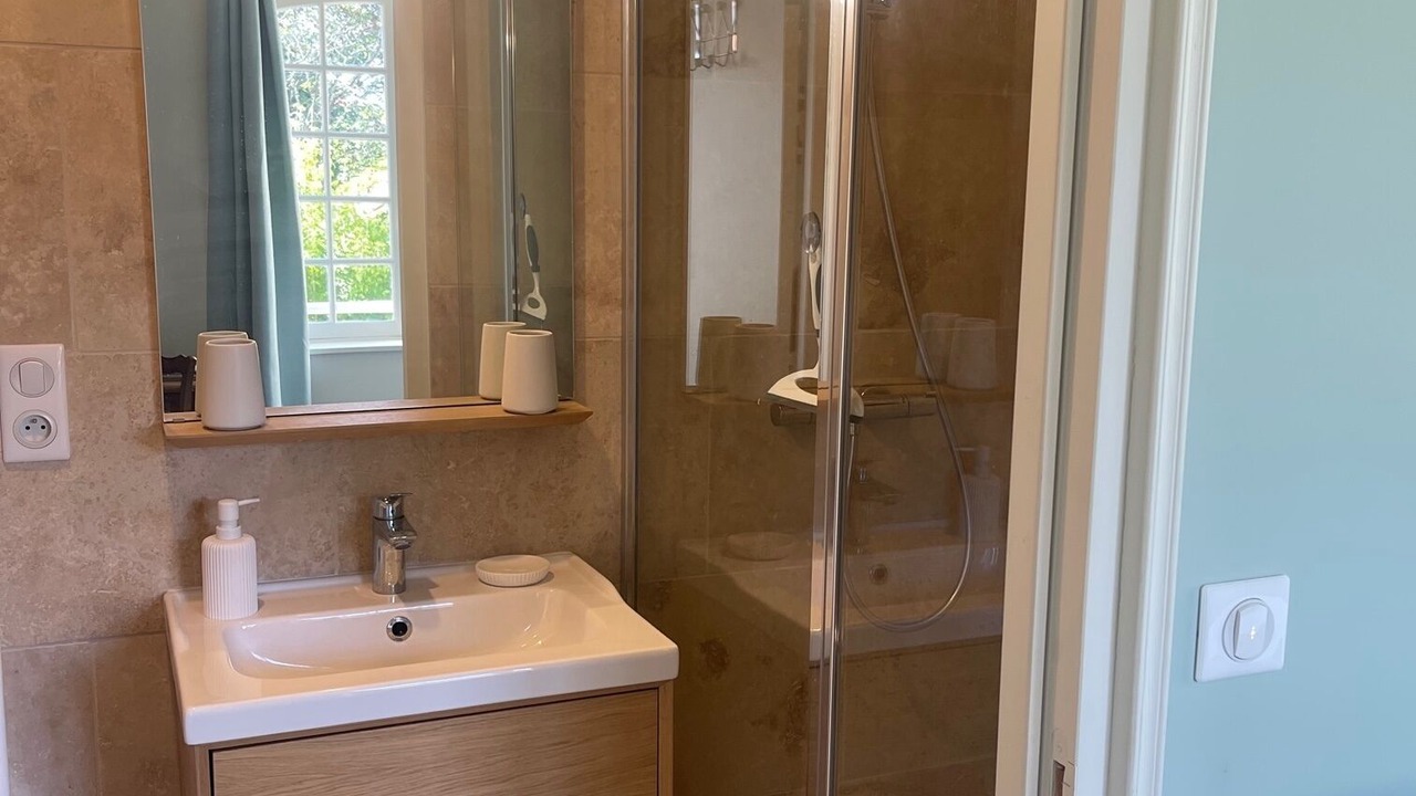 Photo of Bathroom in Vayres