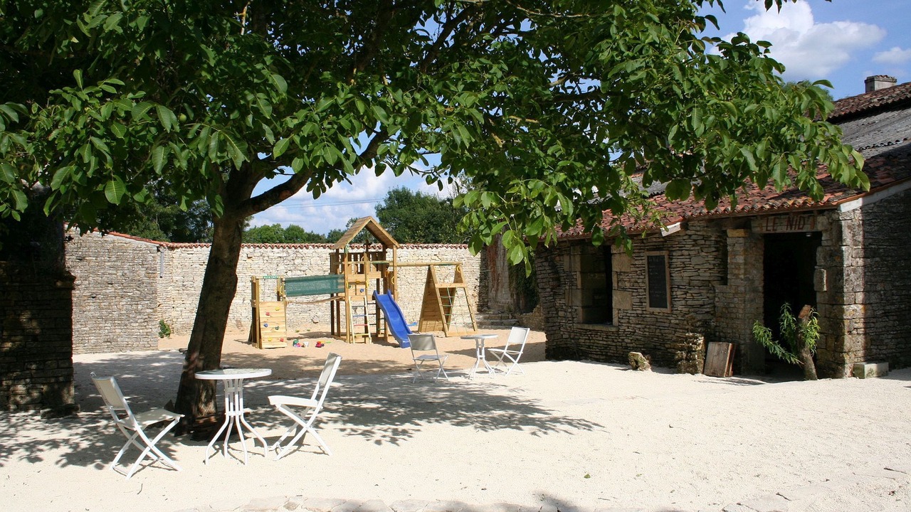 Photo of Outdoor in Asnieres-la-Giraud