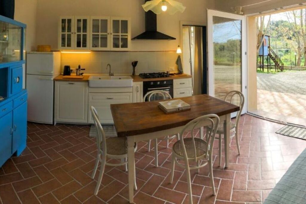 Photo of Kitchen in Lari