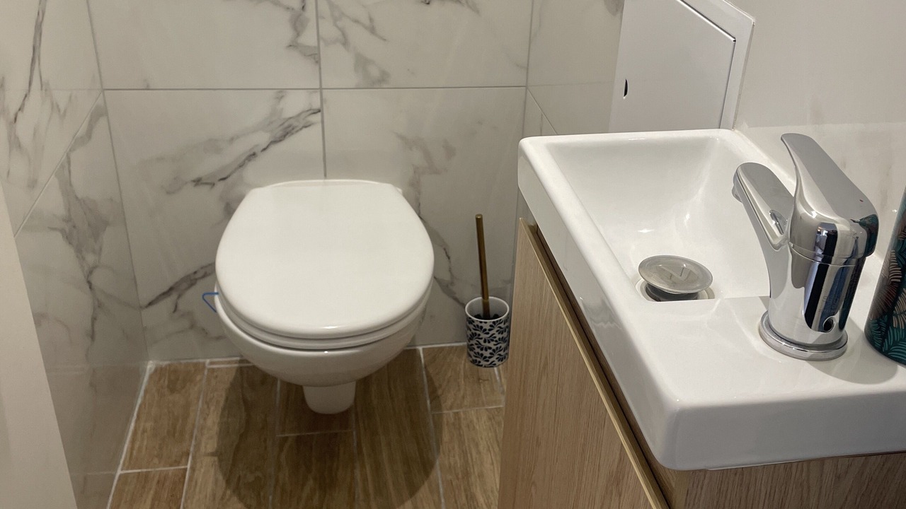 Photo of Bathroom in Bordeaux City Centre