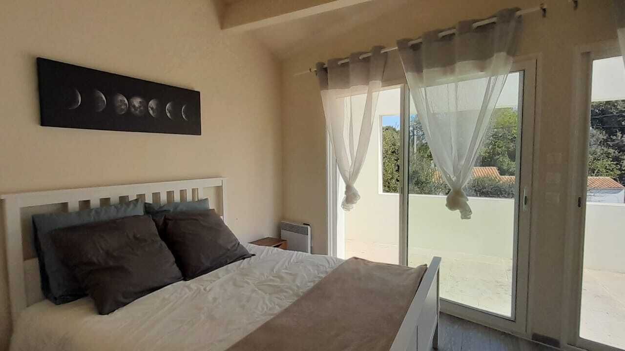 Photo of Bedroom in Domino