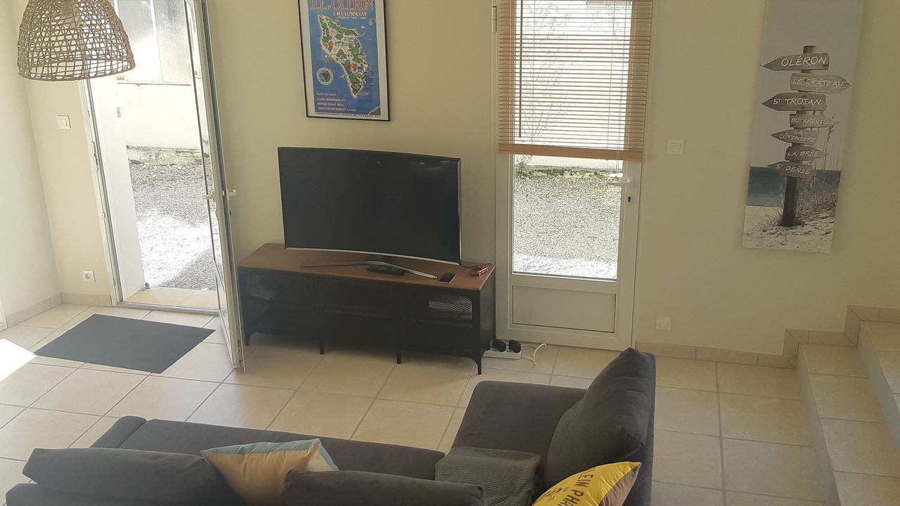 Photo of Livingroom in Domino