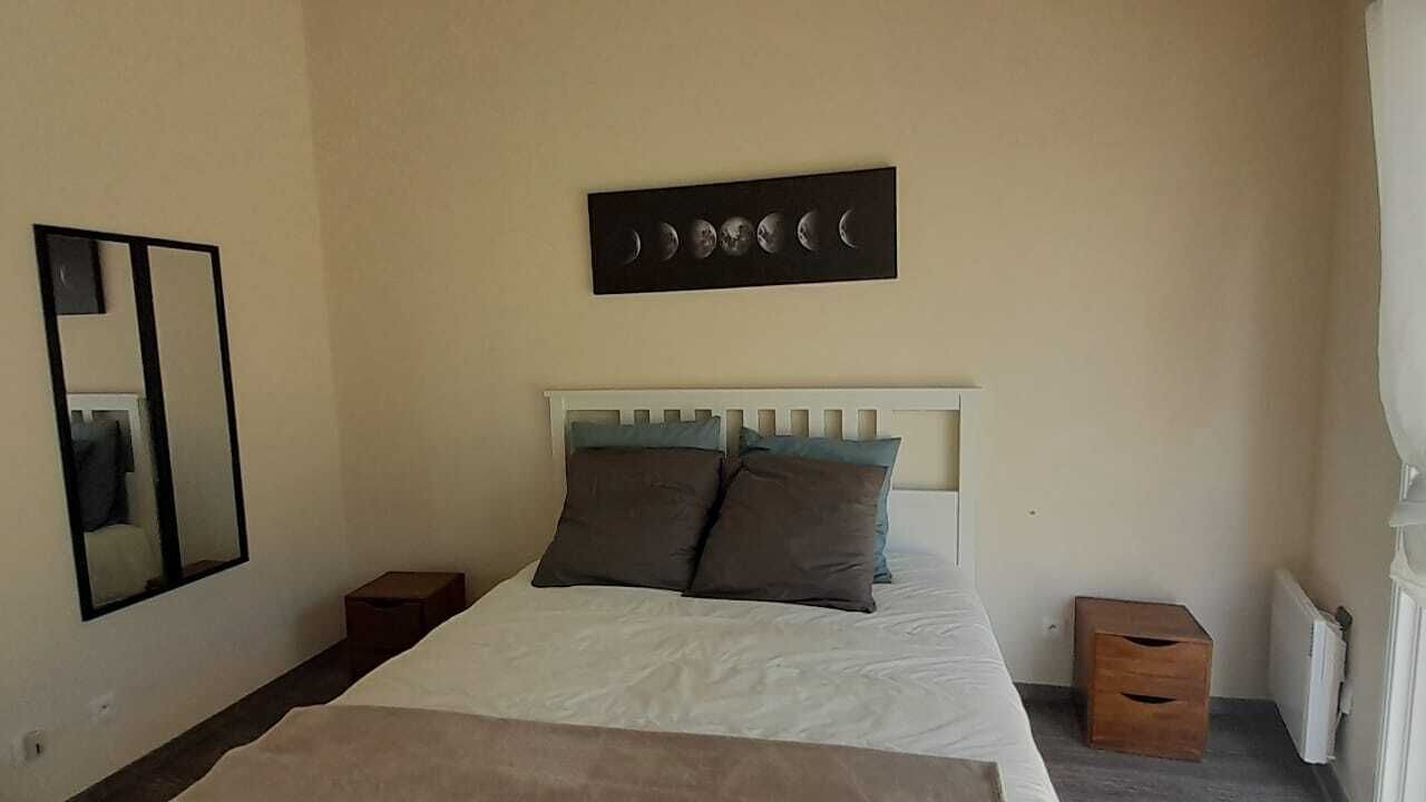 Photo of Bedroom in Domino