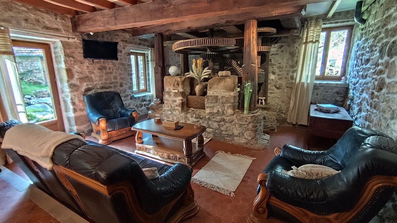Photo of Others in Thauron