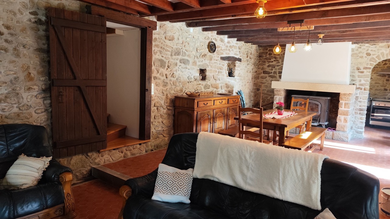 Photo of Livingroom in Thauron