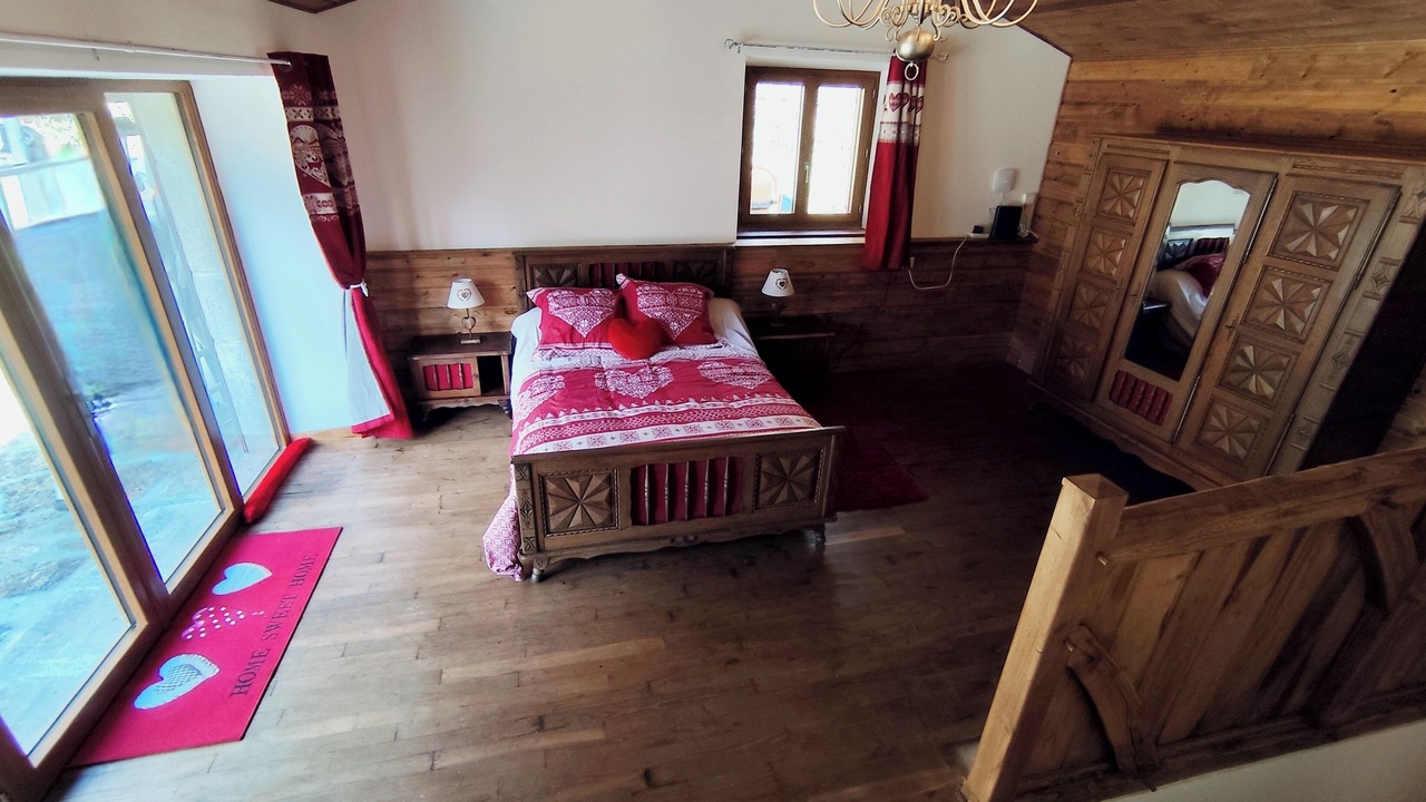 Photo of Bedroom in Thauron