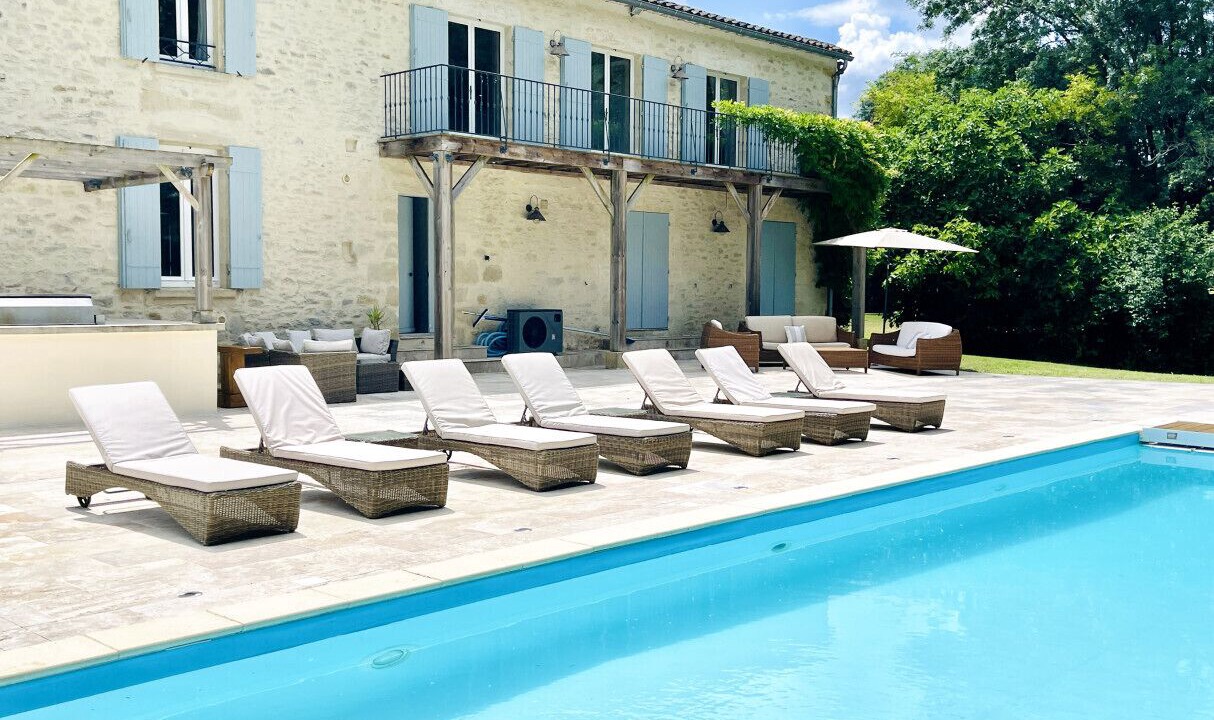 Photo of Outdoor in Cours-de-Monsegur